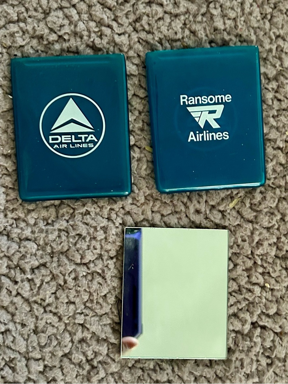 Delta Airline Logo Compact Mirrors (Set)